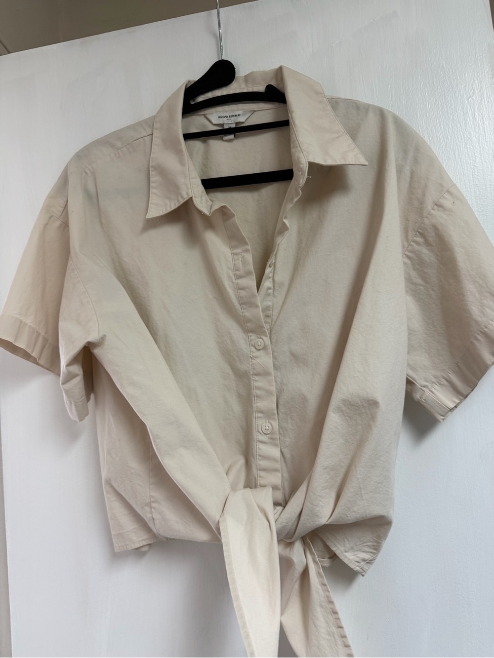 Banana republic Beige Tie-Front Short-Sleeve Shirt